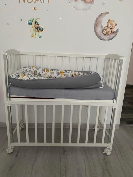Pătuț bebeluș alb