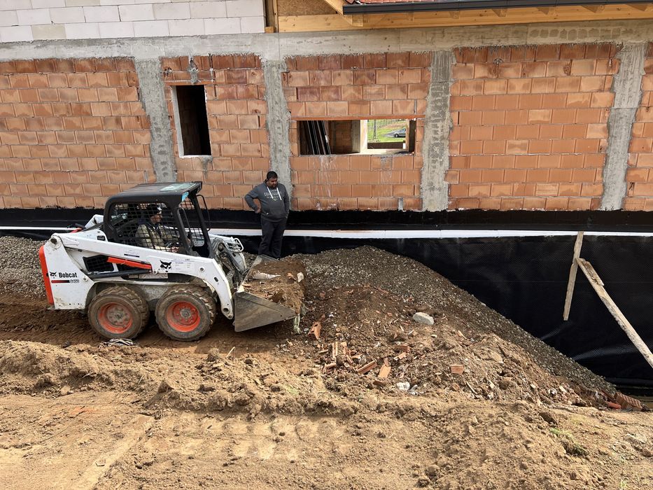 Inchiriez MINIEXCAVATOR Dumper Bobcat excavator Buldo Demolari