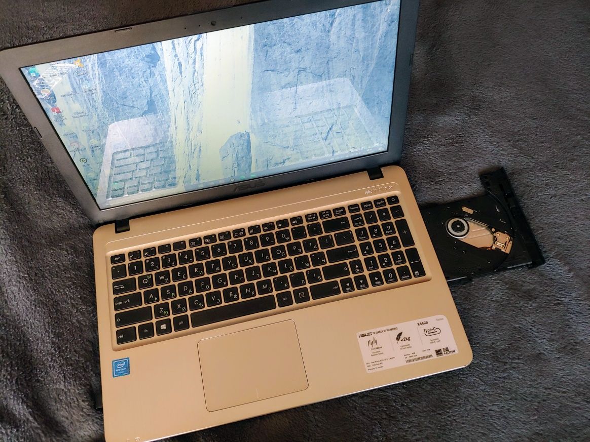 Asus X540SA-XX333D Лаптоп