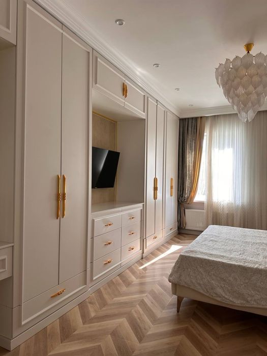 Жк "Лондон" 3/4/10 124кв.м евро ремонт с мебелью и техникой срочно