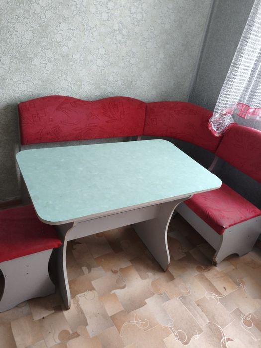 обеденная зона угловой диван