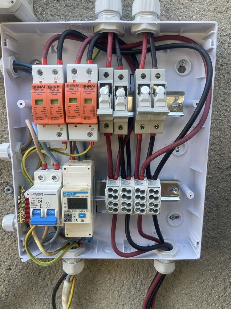Electrician-instalatii interioare , mentenanta si montaje fotovoltaice