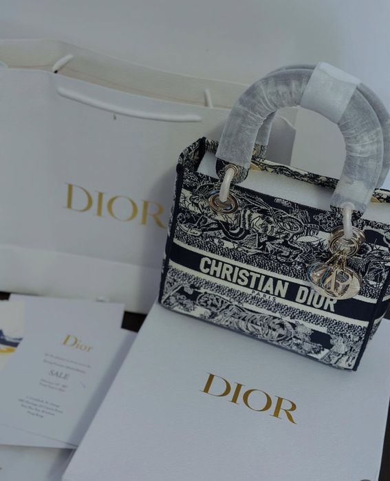 Дамски луксозни чанти