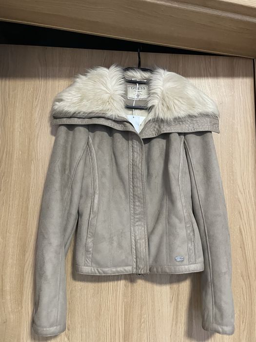 GUESS Дамско кожухче