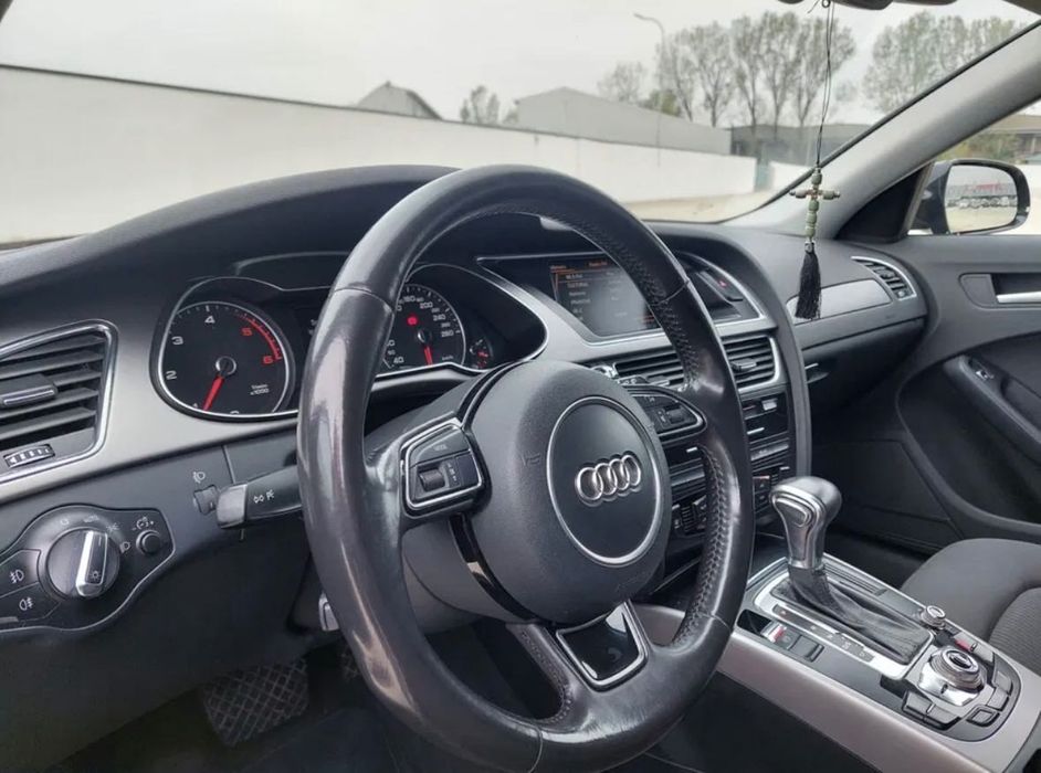 Audi A4 Avant 2013