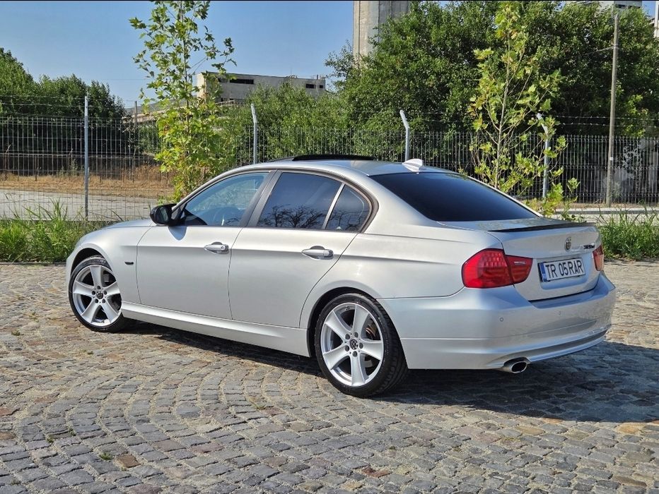 Bmw seria 3 320d, E90, automat, facelift.