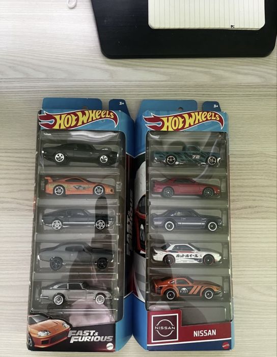 Hotwheels колички