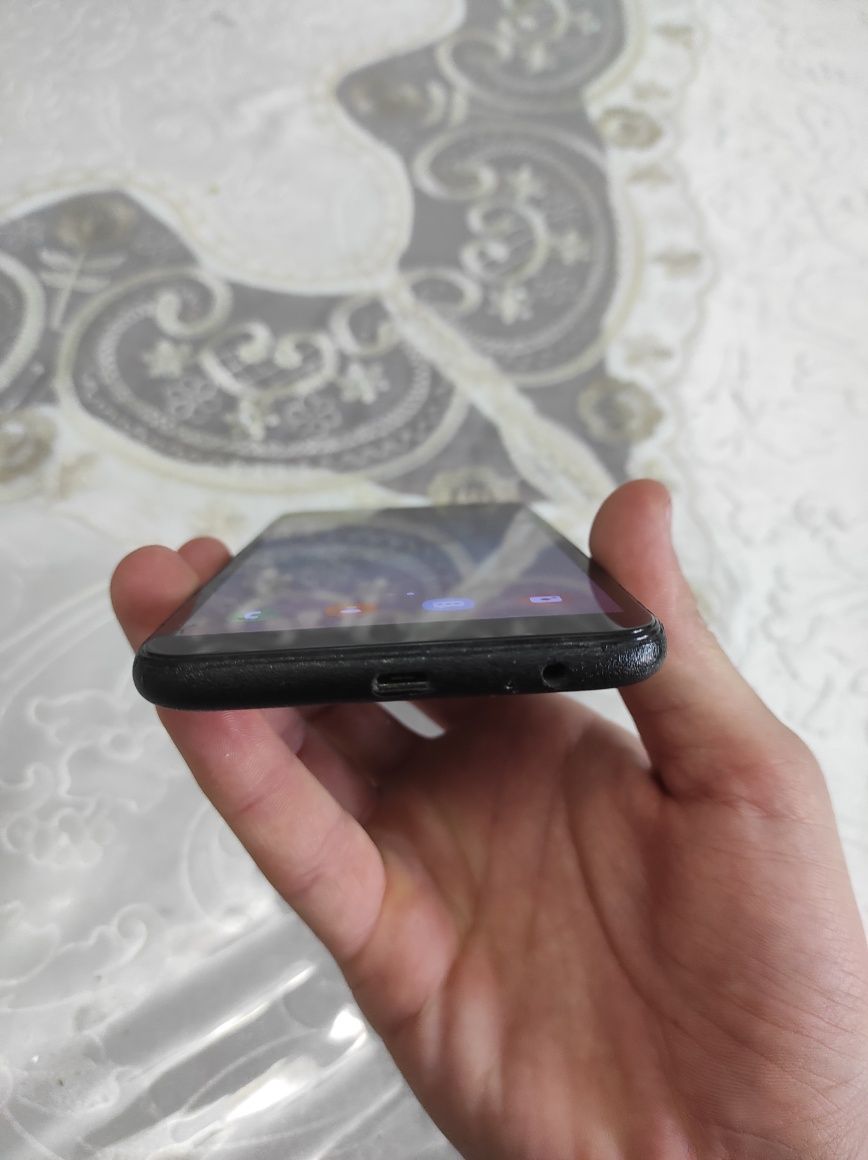 Samsung A6+ telefon toza qizilga chizilgan joyi yqq brono skin 360