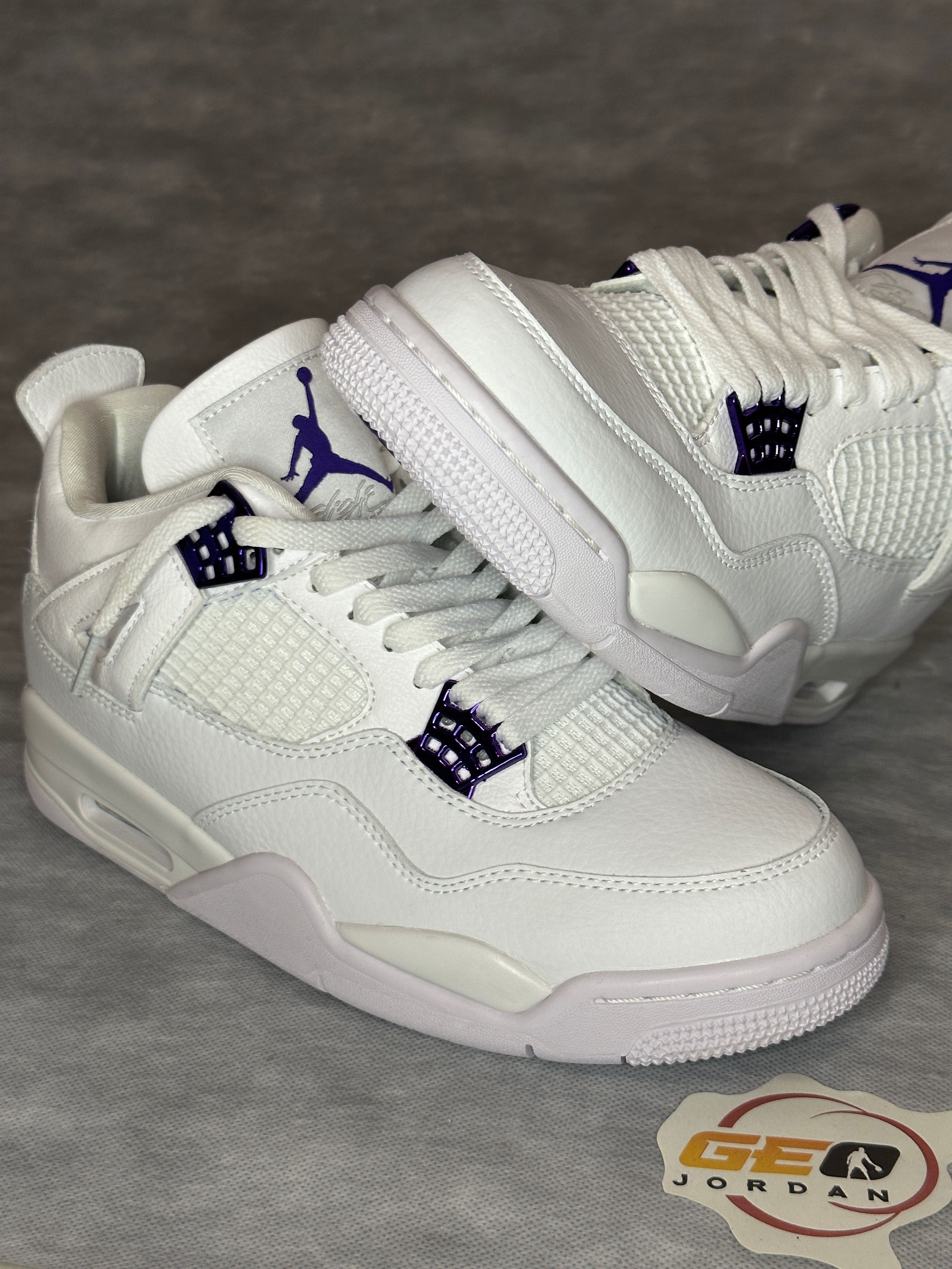 Air Jordan 4 Metalic Purple