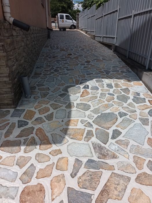 Piatra naturala de munte pentru pavaj.