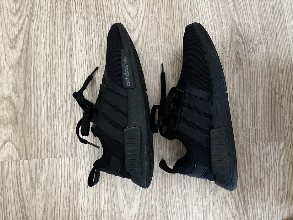 Adidas NMD R1 маратонки