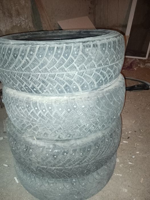 Зимние резины  185/65/15