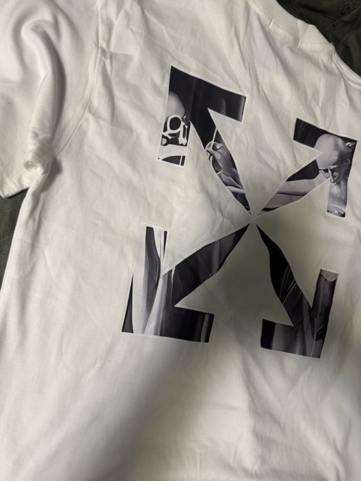 Tricou off white arrows