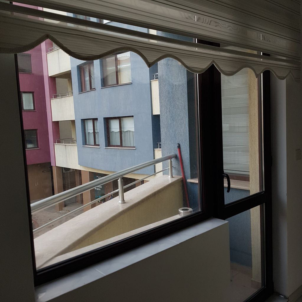 Дава се под наем Тристаен апартамент в Хасково, Бадема - 100 кв.м за 280.5 € - Снимка #1