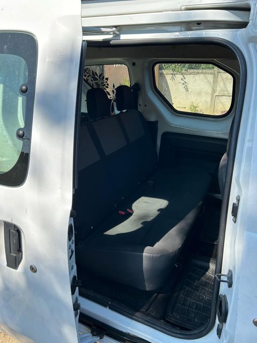 Vând Schimb Cu Dubă 3,5t