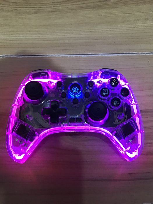 Vand controler pentru pc!