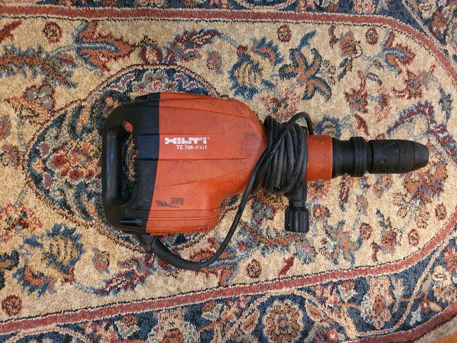 Ciocan demolator Hilti te 706 avr