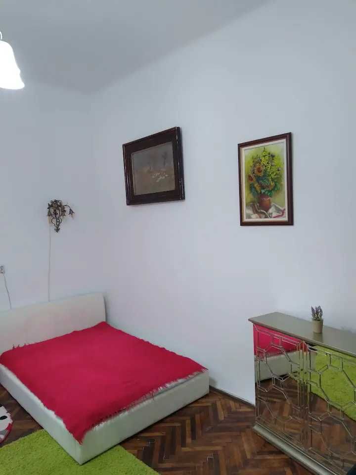 De vanzare apartament cu 4 camere in Oradea.