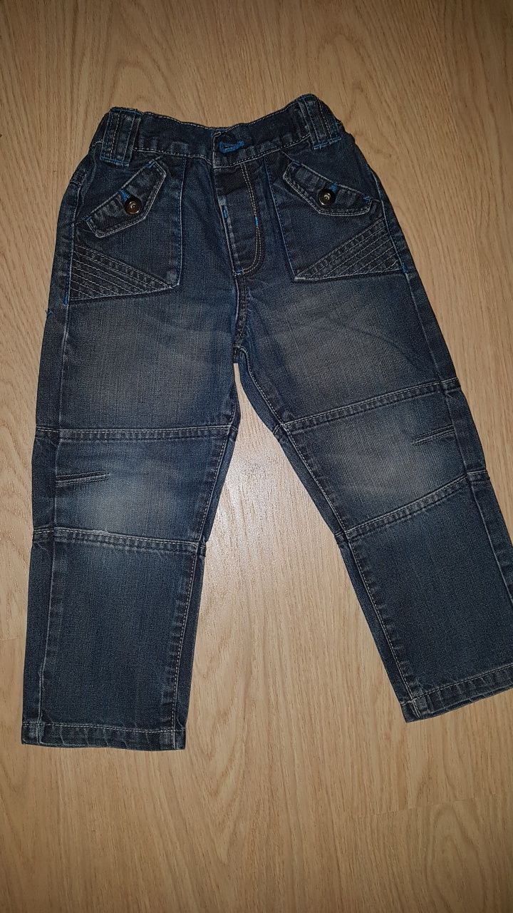 Pantaloni copii marime 3-4ani