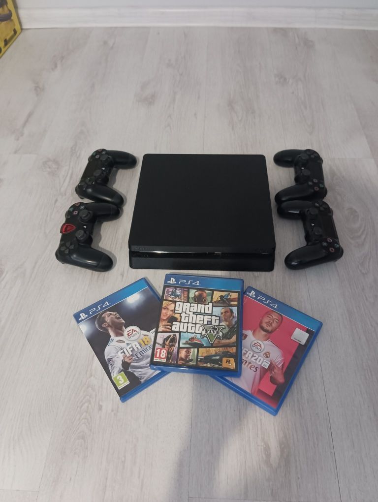 Playstation 4 slim 1TB + 4 джойстика + 3 игри