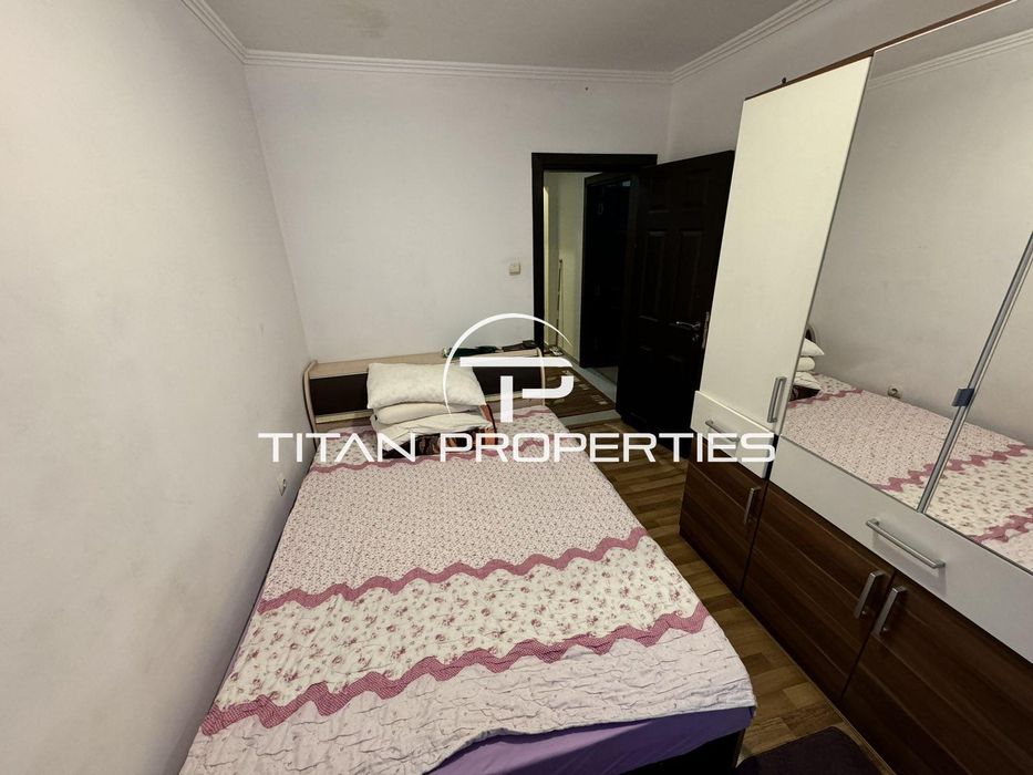 Дава се под наем Двустаен апартамент в Бургас, Център - 65 кв.м за 382.5 € - Снимка #3