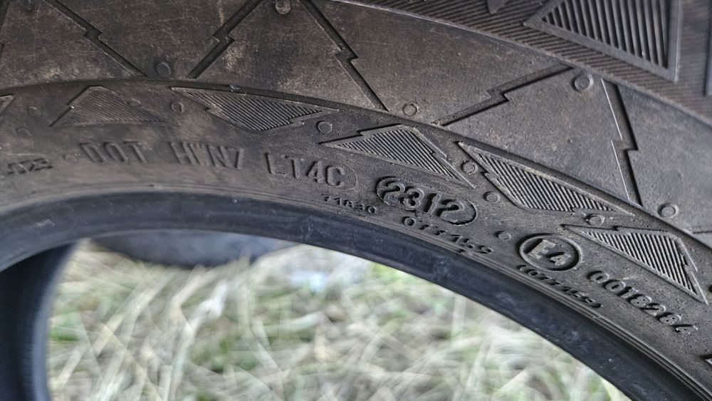 10бр гуми 205 75 16С континентал