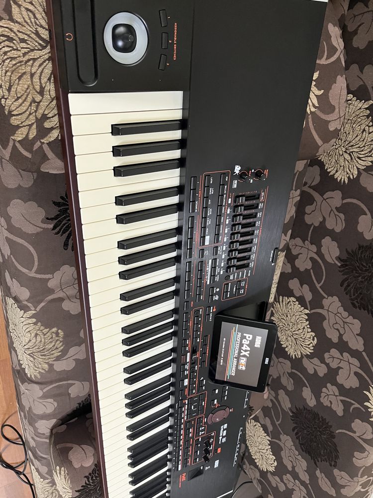 Korg pa4x internațional 76 clape ca și nou!