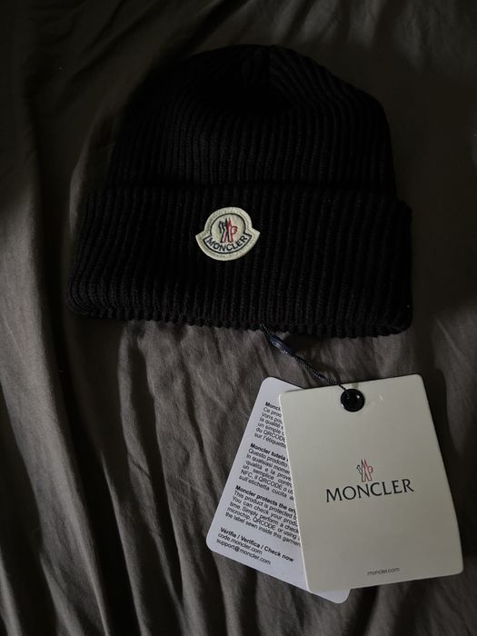 Caciula Moncler