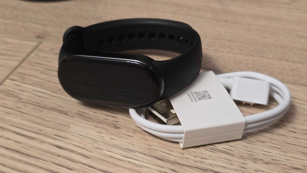 Xiaomi Smart Band 10 NOU - NEGRU - 1.72" AMOLED OFERTA!