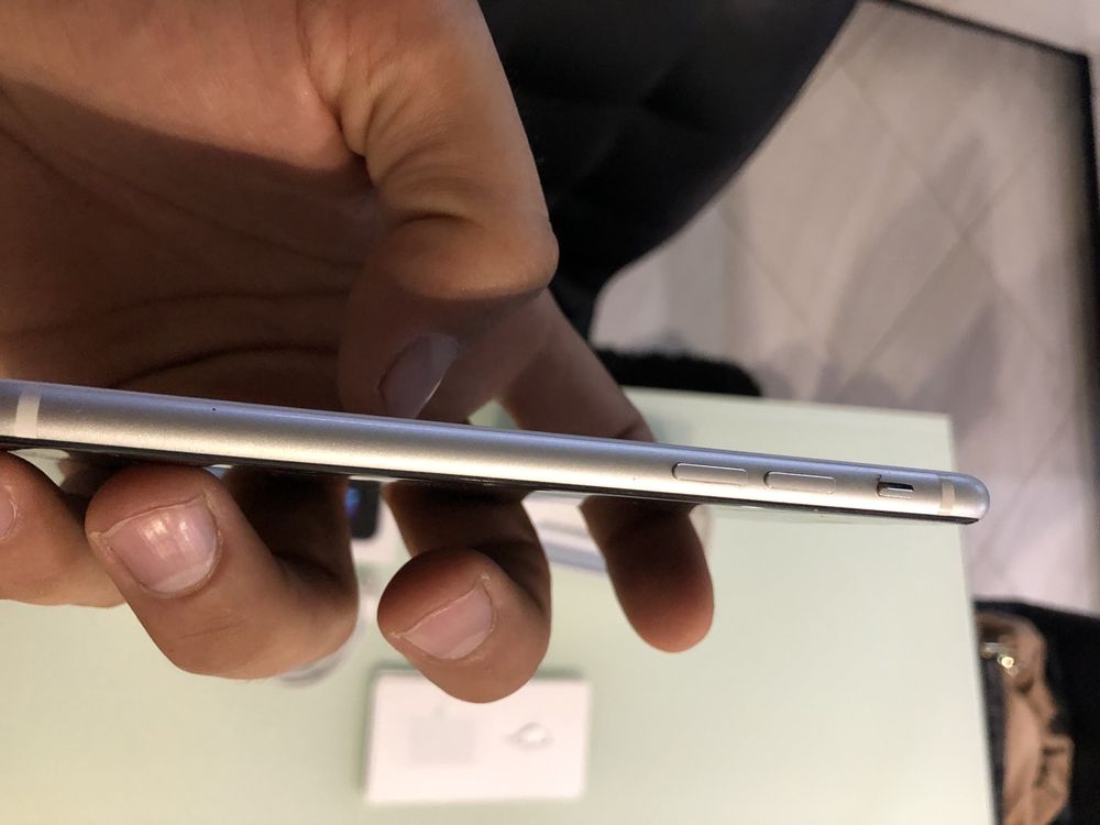 iphone se 2020 128