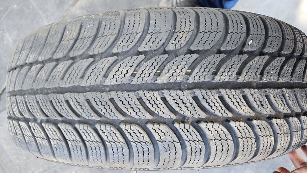 Гуми 195 65 15 дебика