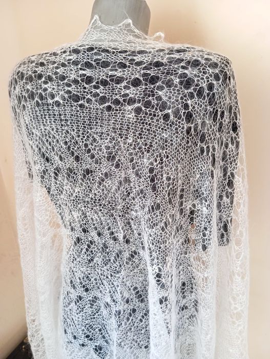 Руски шал от кози пух