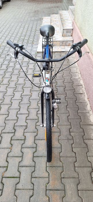 Bicicleta adulti  3viteze butuc 6 pinioane , roti 26