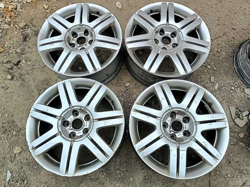 Продам оригинальные легкосплавные диски на автомашину Volkswagen