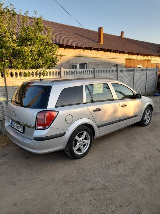 Vând Opel Astra H