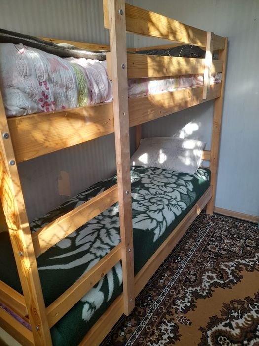 Срочно продам двух ярустную кровать