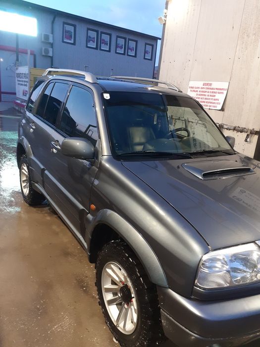 Vând Suzuki grand vitara