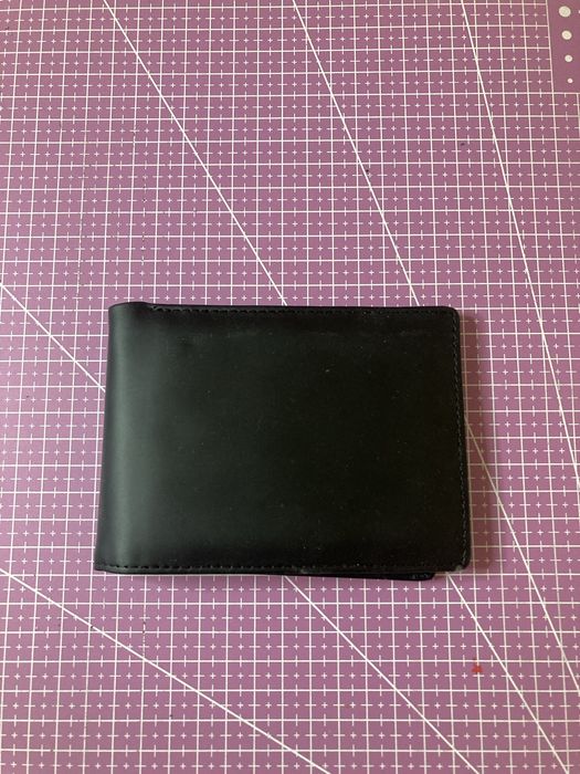 ЛОТ РАЗПРОДАЖБА на портфейли - дамски и мъжки