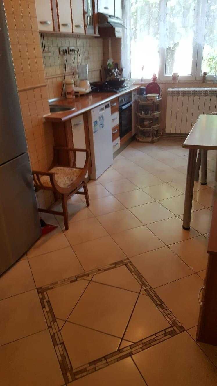 apartament de vanzare