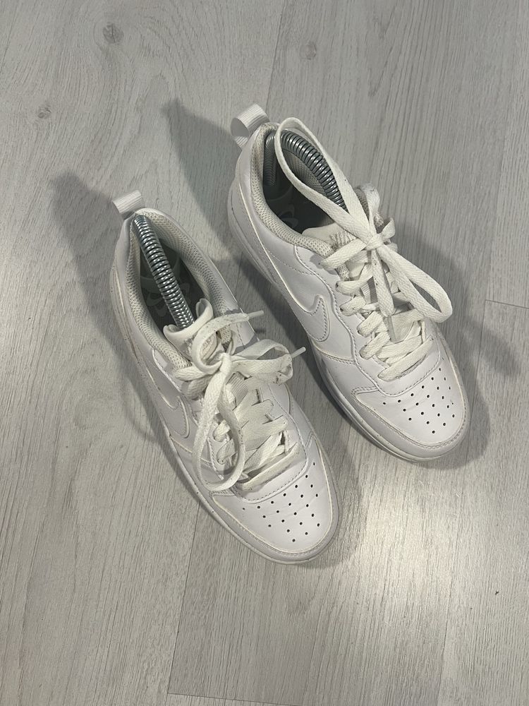 Adidas Yeezy 700 V2 38.5 36,5 air jordan nike dunk react low armani