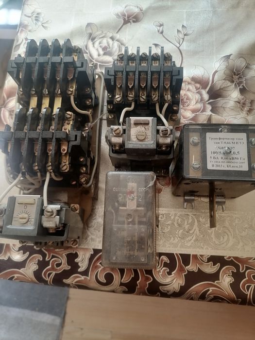 Продам включаятели трансформаторы тока пакетный включатель.