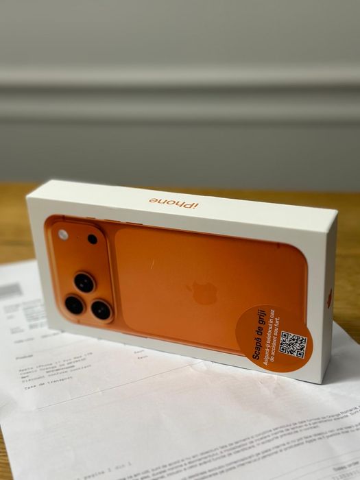 Vand iPhone 17 PRO MAX 1TB - Orange Cosmic