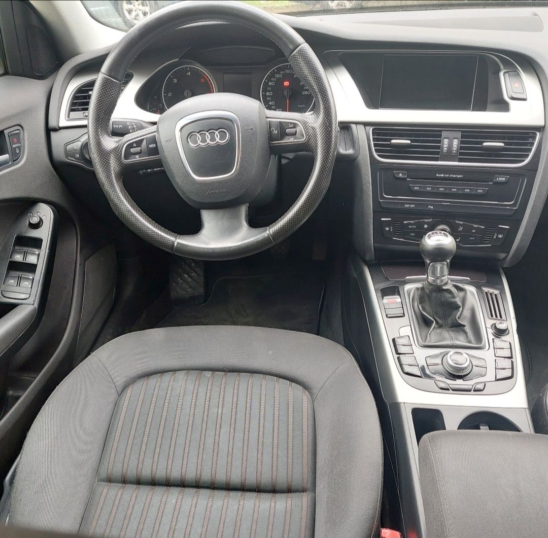 OCAZIE-Audi a4-B8,euro 4,carte service.