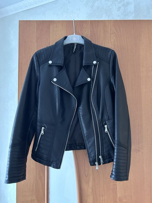 Женская кожаная куртка