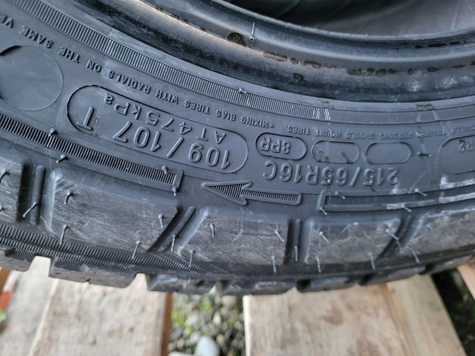 215 65 16С Michelin