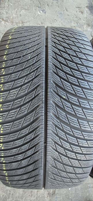 4 anvelope M+S Michelin 295/35/21.Pretul este pe bucata