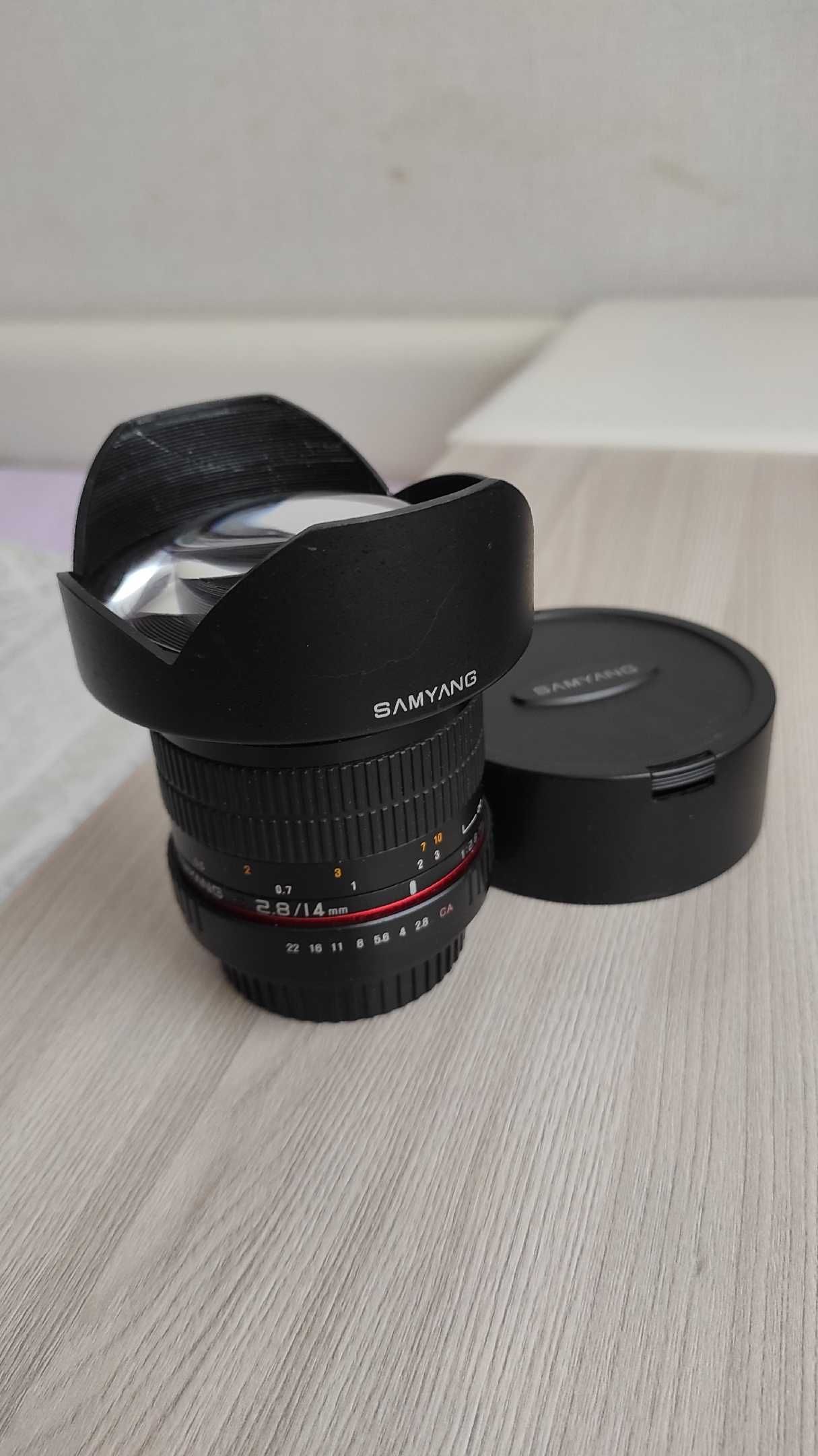 Samyang 14mm f2.8 Canon EF + Helios 44-2 f 2.0