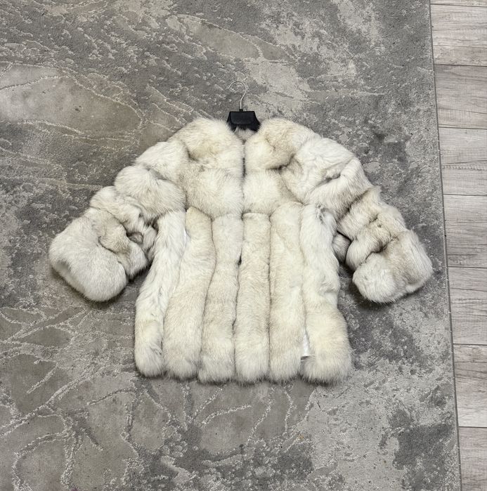 Haina din blana naturala vulpe