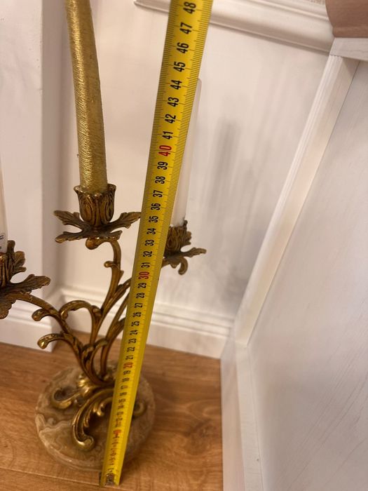 Sfeșnice din bronz și marmura