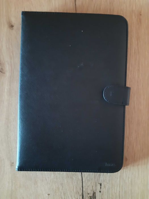 Калъф (кожен) за таблет с клавиатура